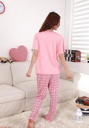 长裤成人睡衣美女视频,长裤睡衣美女的优雅夜晚时光