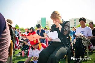 成人礼视频学校感人,成人礼视频中的校园感人瞬间