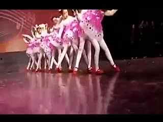 成人帕子舞蹈视频大全,成人舞蹈视频大全赏析